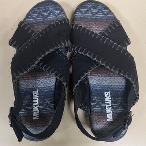 Muk Luks Black Sandals with Striped Insole